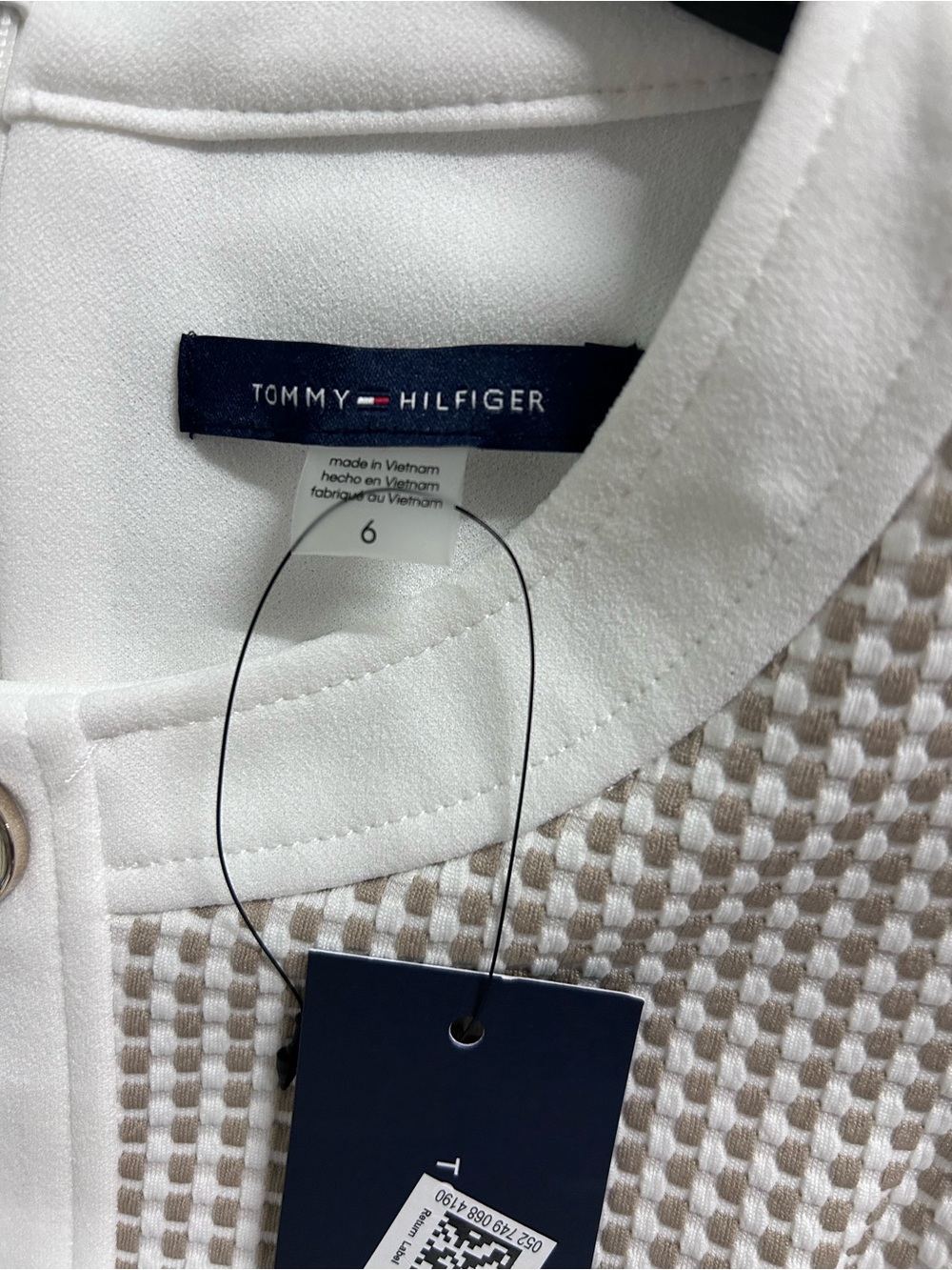 Tommy Hilfiger Women’s Faux-Button Front Sheath Dress (0198) - Picture 7 of 8